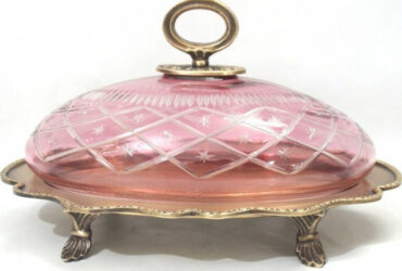 Papadimitriou Interior Τουρτιερα Μεταλλικη με Καπακι και Ποδι Χρυση – Ροζ 27x27x18cm