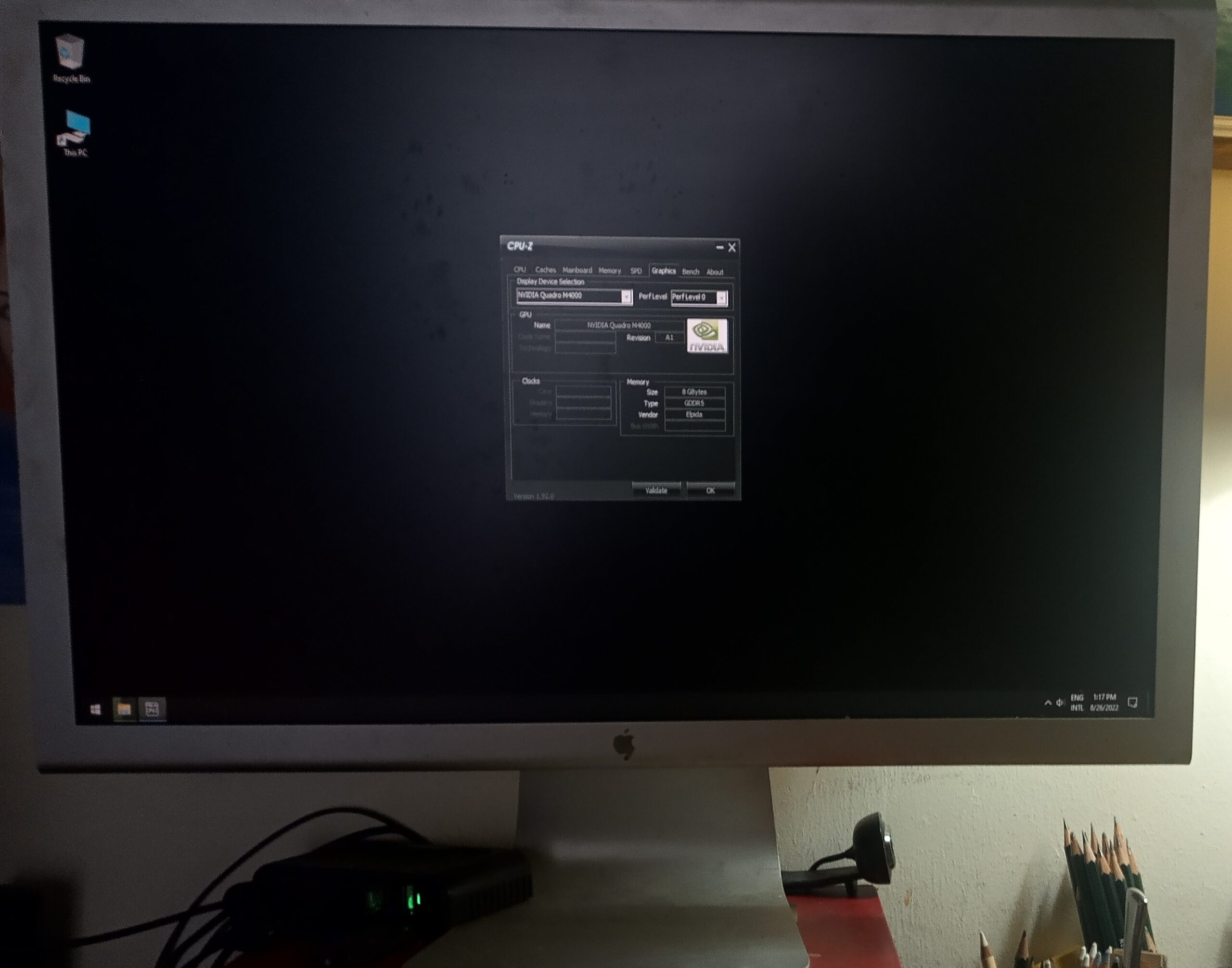Workstation PC + Apple Monitor 24"