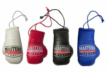 Masters mini gloves pendant