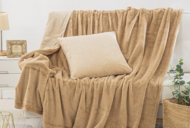 Ριχτάρι-κουβέρτα καναπέ Addictive Art 8404 140×180 Μπεζ Beauty Home