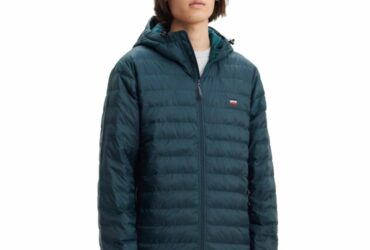 Levi’s Presidio Packable Hooded Jacket M A18270003