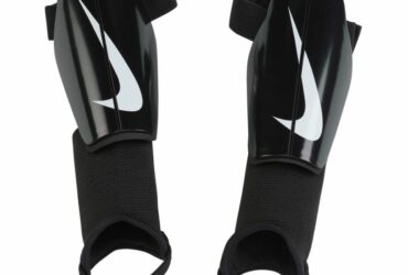 Nike Charge DX4610-010 football pads