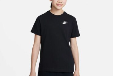 Nike Sportswear Jr FD0927 010 T-shirt