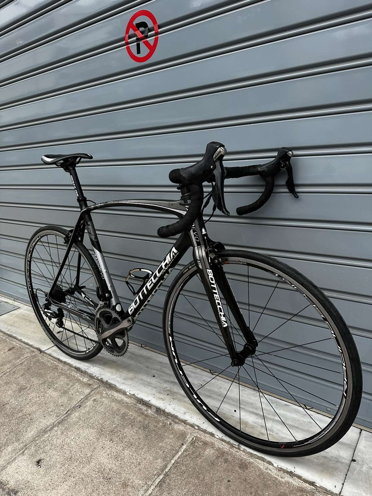 Bottecchia 8AVIOEVO Full Carbon (2×11) Ταχυτήτων Ποδήλατο Δρόμου – Κούρσα Road Bike