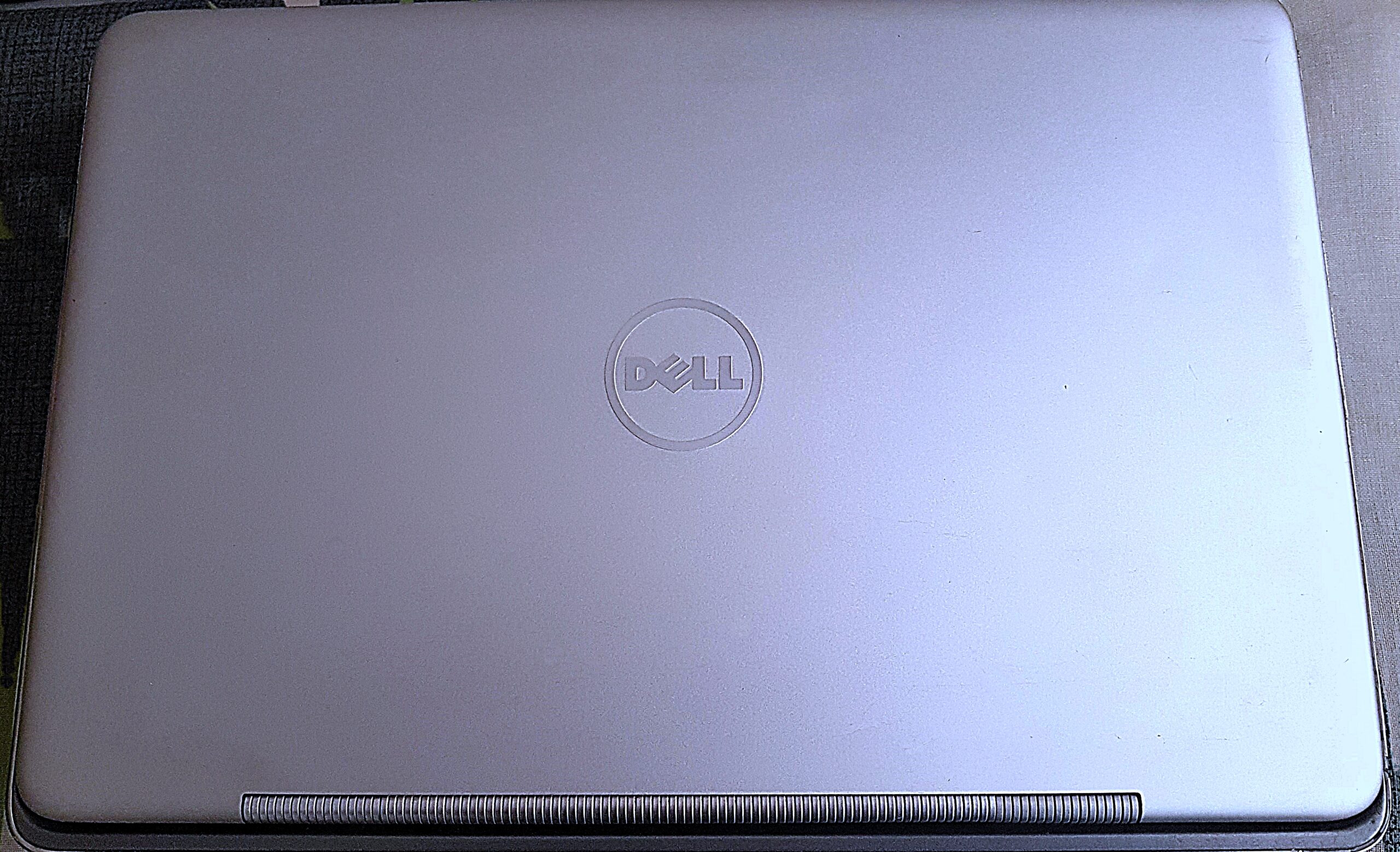 Laptop Dell XPS 15Ζ  15,6 ΄΄- Laptop Cooler – Ipad 2